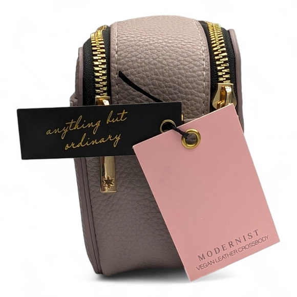 Kedzie | Modernist Vegan Leather Crossbody Bag - Picture 8 of 13